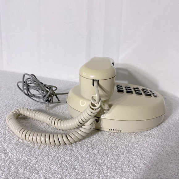 Vintage 70s Northern Telecom Ivory Round Push Button Phone Telephone - Picture 9 of 16